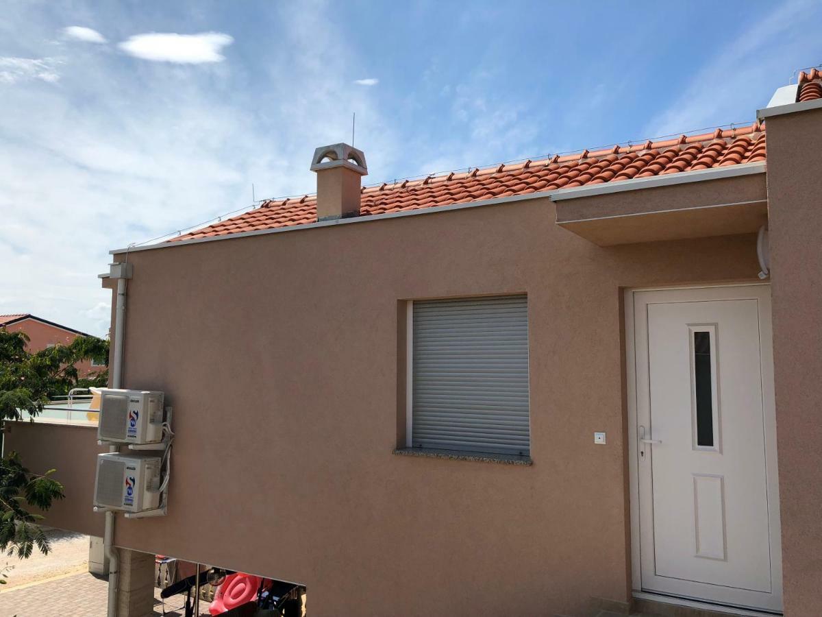 Harmony Vir Luxurioes Ausgestattete Ferienwohnung Mit 65M2 Exterior photo